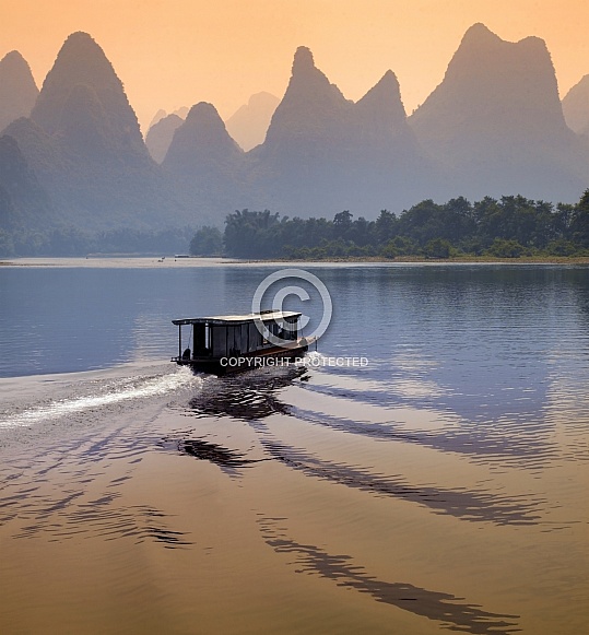 Li River - Karst Mountains - China Li River - Karst Mountains - China