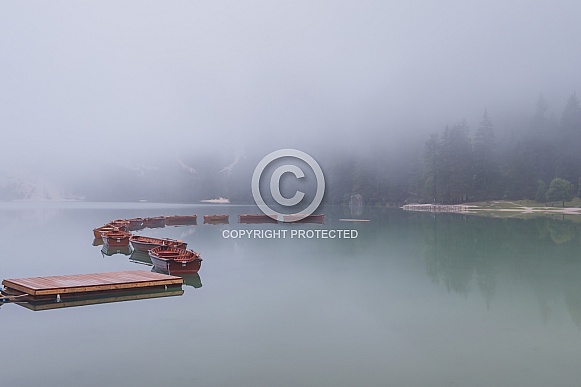 Lago di Braies Lago di Braies