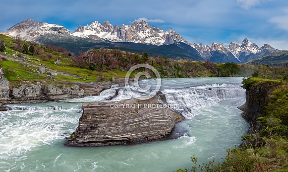 Torres del Paine - Patagonia - Chile Torres del Paine - Patagonia - Chile