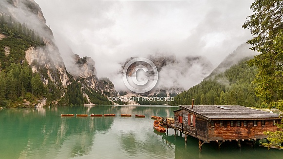 Lago di Braies Lago di Braies