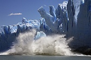 Ice calving - Perito Moreno Glacier - Argenyina