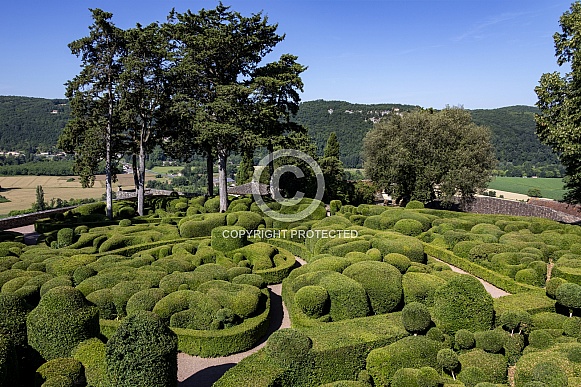 Topiary Garden - Dordogne - France